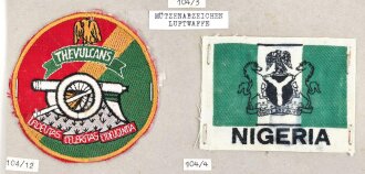 Nigeria, Sammlung 6 Abzeichen verschiedener Einheiten, auf Karton getackert