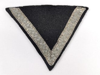 Gefreitenwinkel für einen Angehörigen der Panzertruppe