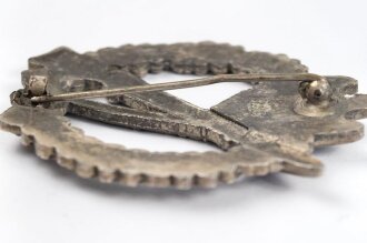 Infanterie Sturmabzeichen in silber. Zink versilbert, Hersteller R.S.S.