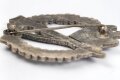 Infanterie Sturmabzeichen in silber. Zink versilbert, Hersteller R.S.S.