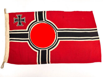 Kriegsmarine, Reichskriegsflagge in der kleinen...