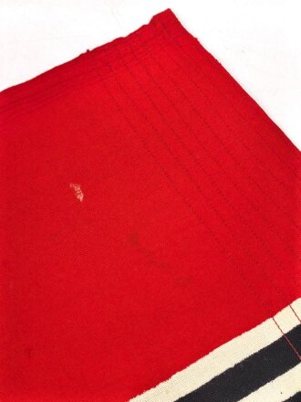 Kriegsmarine, Reichskriegsflagge in der kleinen Ausführung für U-Boote. Markiert " Kr. Fl. 50 x 85" sowie unleserlicher Herstellerstempel. Guter Zustand