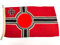 Kriegsmarine, Reichskriegsflagge in der kleinen Ausführung für U-Boote. Markiert " Kr. Fl. 50 x 85" sowie unleserlicher Herstellerstempel. Guter Zustand