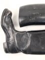 Paar Stiefel für Offiziere der Polizei, datiert 1942. Ungereinigtes Paar, Sohlenlänge 28,5cm