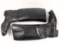 Paar Stiefel für Offiziere der Polizei, datiert 1942. Ungereinigtes Paar, Sohlenlänge 28,5cm