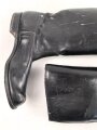 Paar Stiefel für Offiziere der Polizei, datiert 1942. Ungereinigtes Paar, Sohlenlänge 28,5cm