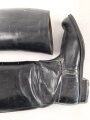 Paar Stiefel für Offiziere der Polizei, datiert 1942. Ungereinigtes Paar, Sohlenlänge 28,5cm