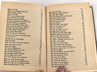 "SS Liederbuch" herausgegeben von der Reichsführung SS, Zentralverlag der NSDAP, 264 Seiten, DIN A6