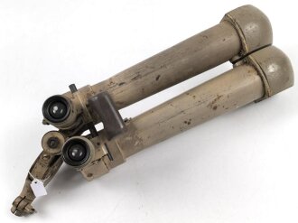 Scherenfernrohr 14.Z. Gi . Originallack, seltene Ausführung für mot Einheiten, so z.B. in Halbkettenfahrzeugen verbaut.. Glasklare Durchsicht, Gitterplatte deutlich.