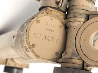 Scherenfernrohr 14.Z. Gi . Originallack, seltene Ausführung für mot Einheiten, so z.B. in Halbkettenfahrzeugen verbaut.. Glasklare Durchsicht, Gitterplatte deutlich.