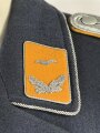 Luftwaffe, Waffenrock mit gerader Hose für einen Leutnant fliegendes Personal. Eigentumstücke in gutem Zustand, die Effekten original vernäht, Schneideretikett aus München von 1939