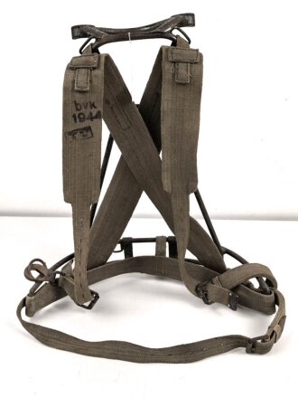 Tragegestell für das Rohr des 8cm Granatwerfer 34...