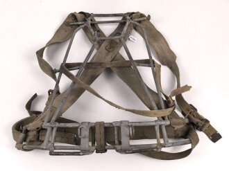 Tragegestell Wehrmacht. Ungewöhnliche Ausführung, nicht gereinigtes Stück