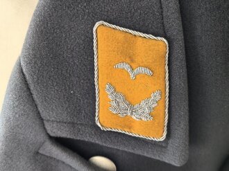 Luftwaffe, Mantel für einen Leutnant fliegendes Personal. Schweres Eigentumstück in gutem Zustand