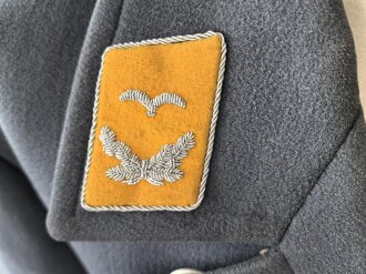 Luftwaffe, Mantel für einen Leutnant fliegendes Personal. Schweres Eigentumstück in gutem Zustand