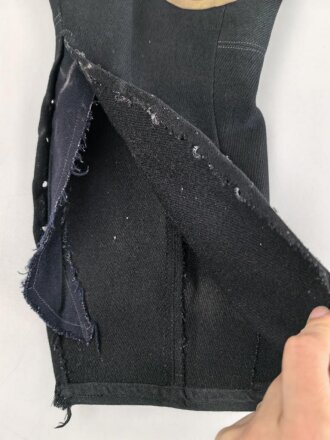 Stiefelhose schwarz mit Lederbesatz. Eigentumstsück in gutem Zustand, vermutlich für einen Angehörigen des NSKK