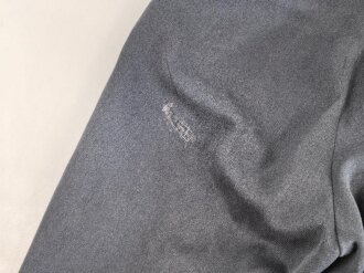 Luftwaffe, gerade Hose für einen Offizier. Stark getragenes Eigentumstsück mit diversen Reparaturstellen