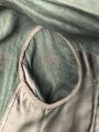Heer, Feldbluse Modell 1943 für Mannschaften. Ausführung in Drillichmaterial, Kammerstück in sehr gutem Zustand, der Adler nachträglich vernäht