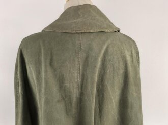 Gebirgsjäger Umhang Wehrmacht, getragenes Kammerstück in gutem Zustand,die Kaputze fehlt ( ist normalerweise im Kragen ) sehr selten