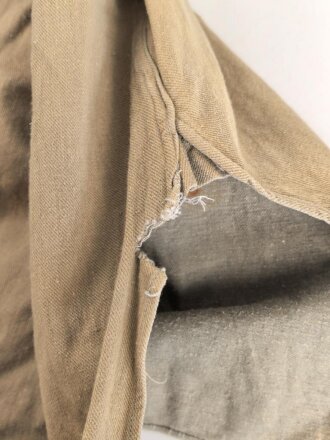 Waffen SS, Diensthemd im typischen Schnitt, sogenannte " Sahariana" Relativ dickes Material, stark getragen