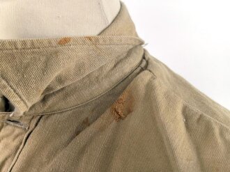 Waffen SS, Diensthemd im typischen Schnitt, sogenannte " Sahariana" Relativ dickes Material, stark getragen