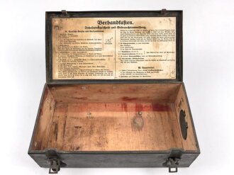 Verbandkasten für KFZ der Wehrmacht. Originallack, ungereinigtes Stück