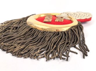 Kaiserreich, einzel Epaulette, wie alt ?