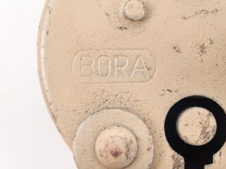 Wehrmacht Vorhängeschloss "Bora 1944", Originallack, Neuwertig mit zwei Schlüsseln, so auch an den Motorradpacktaschen verwandt