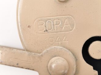 Wehrmacht Vorhängeschloss "Bora 1944", Originallack, Neuwertig mit zwei Schlüsseln, so auch an den Motorradpacktaschen verwandt