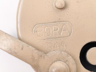 Wehrmacht Vorhängeschloss "Bora 1944", Originallack, Neuwertig mit zwei Schlüsseln, so auch an den Motorradpacktaschen verwandt