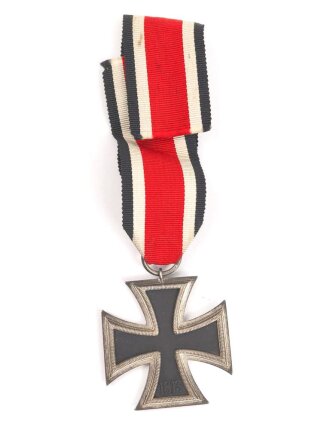 Eisernes Kreuz 2. Klasse 1939 am Band, Ringmarkierung "65" für Klein & Quenzer Idar Oberstein. Guter Zustand, schwärzung 100%