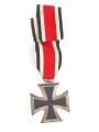 Eisernes Kreuz 2. Klasse 1939 am Band, Ringmarkierung "65" für Klein & Quenzer Idar Oberstein. Guter Zustand, schwärzung 100%