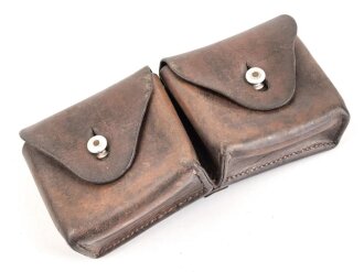 Schweiz, Patronentasche Leder datiert 1918, angetrocknet