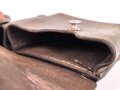 Schweiz, Patronentasche Leder datiert 1918, angetrocknet
