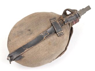 Feldflasche Wehrmacht, spätes Stück, defekt