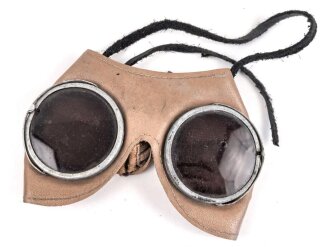 Schutzbrille Wehrmacht mit getönten Gläsern, das Band defekt und alt " repariert"