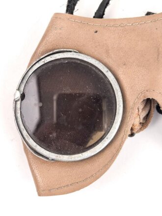 Schutzbrille Wehrmacht mit getönten Gläsern, das Band defekt und alt " repariert"