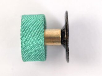 Japan 2. Weltkrieg, Orden von goldenen Drachen 7. Stufe ? am Band. Mit Knopflochminiatur, in Lacketui