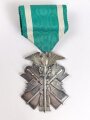 Japan 2. Weltkrieg, Orden von goldenen Drachen 7. Stufe ? am Band. Mit Knopflochminiatur, in Lacketui
