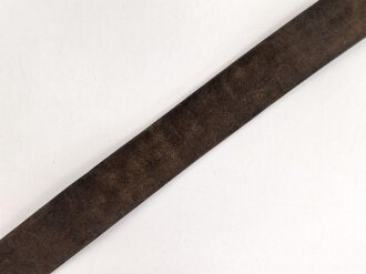 1. Weltkrieg, Koppelriemen für Mannschaften, ungeschwärztes Stück, datiert 1915. Gesamtlänge 100cm