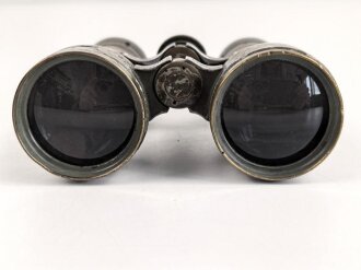 Kaiserreich und 1. Weltkrieg, Fernglas 08 von Goerz Berlin. Klare Durchsicht, Originallack, abgegriffen