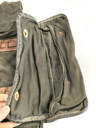 Rolltasche für Werkzeug der Wehrmacht. gebraucht, ein Riemen fehlt
