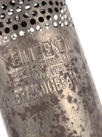 Dochtlampe zur Sammleranwärmung für Wehrmachtsfahrzeuge, ungereinigtes Stück, Originallack, datiert 1943