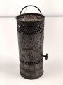 Dochtlampe zur Sammleranwärmung für Wehrmachtsfahrzeuge, ungereinigtes Stück, Originallack, datiert 1943