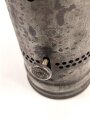Dochtlampe zur Sammleranwärmung für Wehrmachtsfahrzeuge, ungereinigtes Stück, Originallack, datiert 1943