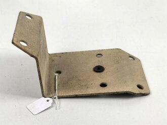 Halterung für Notek Scheinwerfer auf Kotflügel Wehrmacht, Originallack
