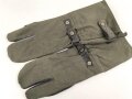 Paar Handschuhe für Kradmelder der Wehrmacht. Ungetragenes Paar in Grösse 8 mit Reichsbetriebsnummer