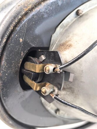 Notek Tarnscheinwerfer grosses Modell , für Instandsetzungseinheiten und Lagerbeleuchtung. Originallack, Funktion nicht geprüft