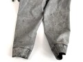 Schwerer Gasschutzanzug , Jacke und Hose aus weichem Gummi, jeweils Grösse 2. Hersteller Auer 1940. Jeweils ungereinigt