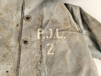 Schwerer Gasschutzanzug , Jacke und Hose jeweils in Teilen trocken. Ungereinigt